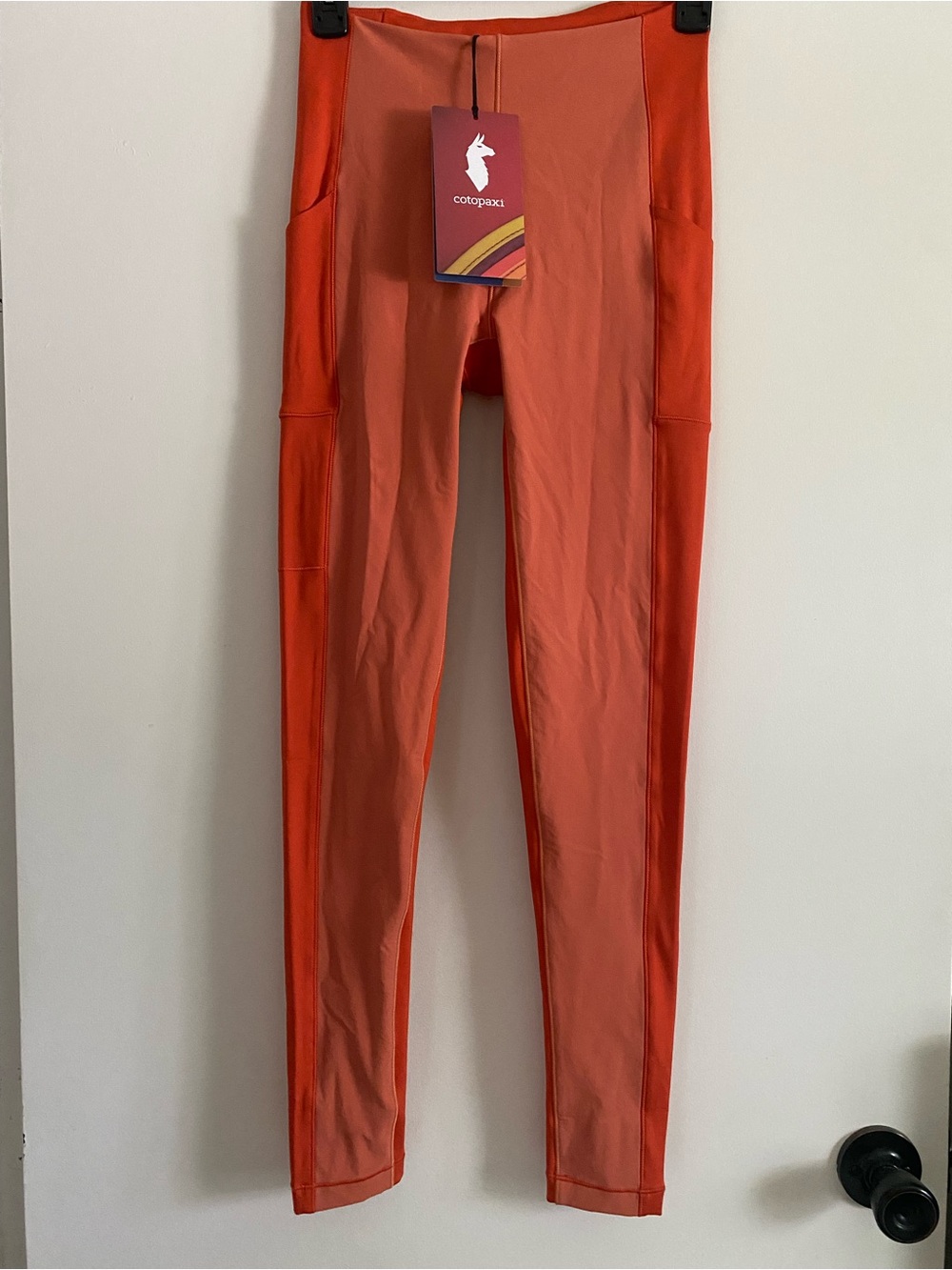 Cotopaxi Women’s Coral/Orange Performance Leggings